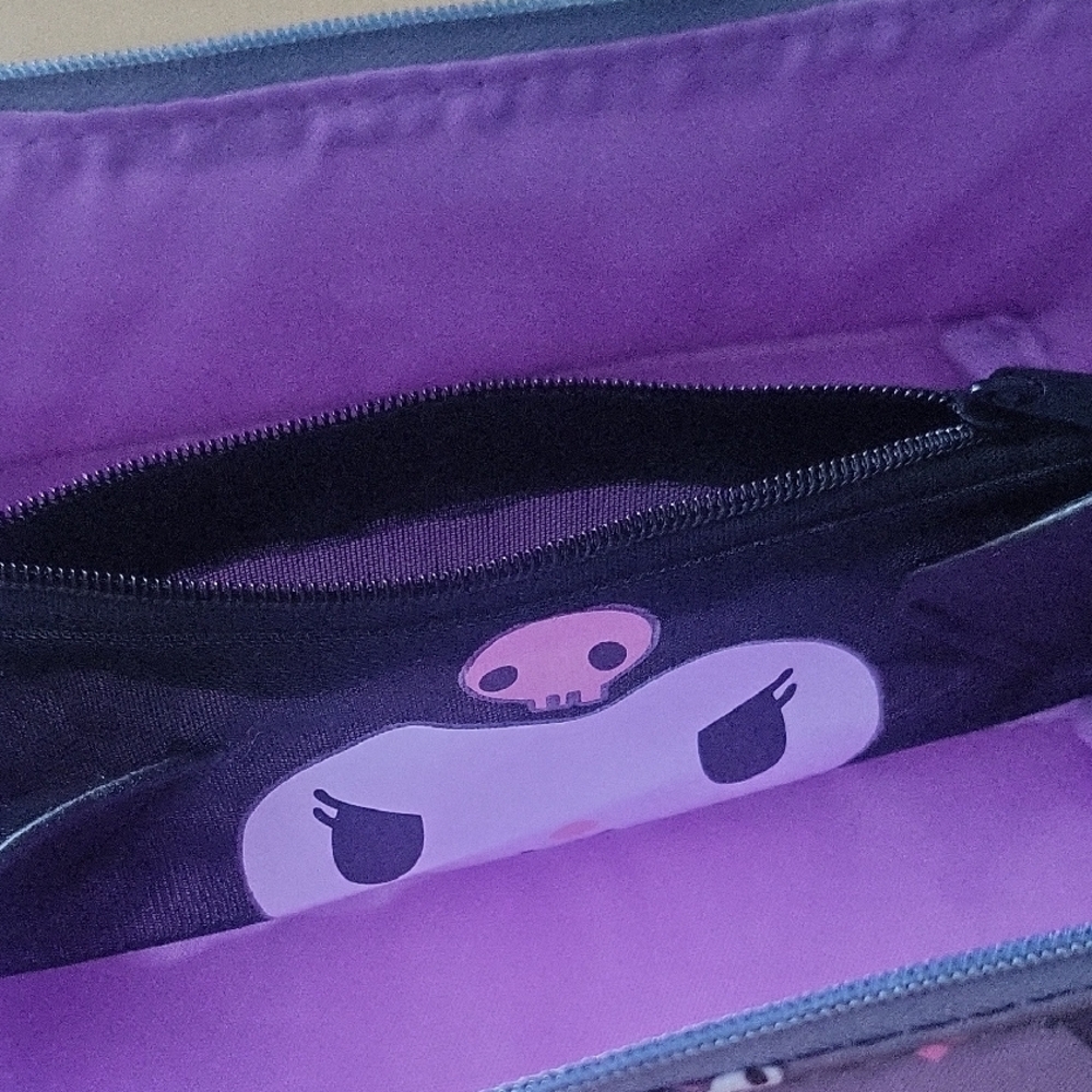 Sanrio Kuromi Make-up Bag - Picture 3 of 4